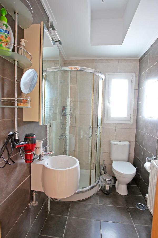 Apartment Near The Athens Airport,